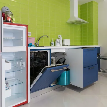 Апартамент Pop Your Colors - Funky And Modern 1bdr By Flat Mаnager *