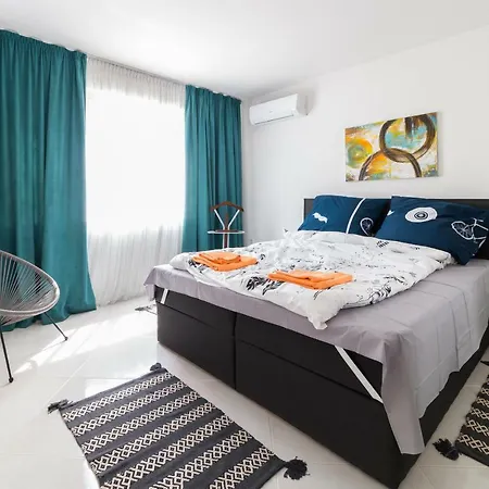 Apartment Pop Your Colors - Funky And Modern 1bdr By Flat Mаnager *