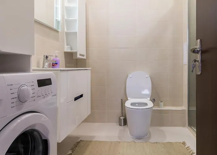 Apartment Pop Your Colors - Funky And Modern 1bdr By Flat Mаnager