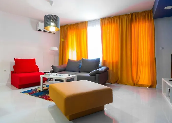 Apartment Pop Your Colors - Funky And Modern 1bdr By Flat Mаnager